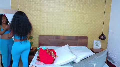 squirter_girl69 online show from January 30, 2025, 3:44 am