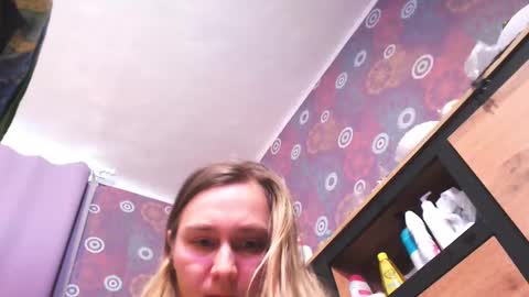 Snapshot of squirtyjess chatting on March 8, 2025, 5:28 am just Jess online show from March 8, 2025, 5:28 am