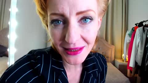 Snapshot of squirtymom chatting on March 6, 2025, 7:47 am Alisa online show from March 6, 2025, 7:47 am