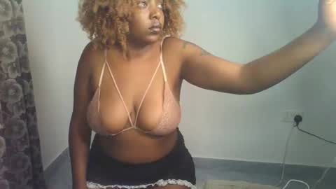 Sexy muna online show from May 31, 2026, 7:04 pm