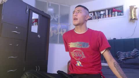 sr_porn01 online show from January 16, 2025, 11:06 pm