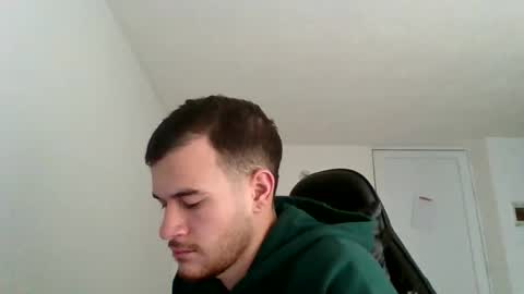 Vic online show from November 12, 2025, 2:01 am