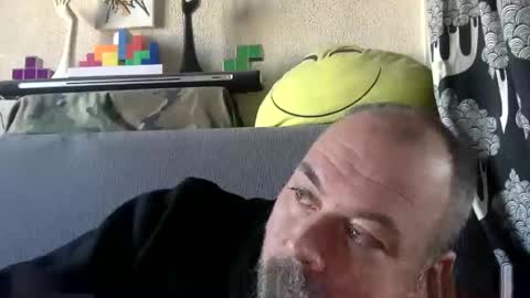 Snapshot of srekos38 chatting on December 31, 2024, 10:48 am srekos38 online show from December 31, 2024, 10:48 am