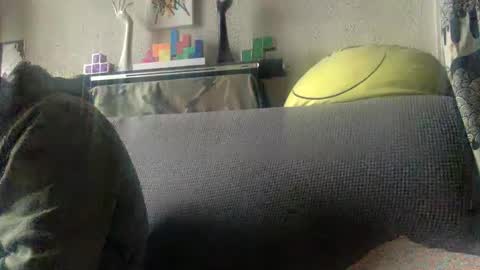 Snapshot of srekos38 chatting on February 8, 2025, 9:46 am srekos38 online show from February 8, 2025, 9:46 am