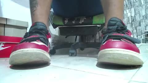 sr master cum its my old account online show from February 15, 2026, 6:37 pm