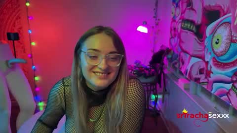 Snapshot of srirachasexxx chatting on September 16, 2025, 6:58 am Mr. Mrs. Sriracha online show from September 16, 2025, 6:58 am