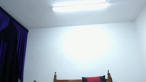 Snapshot of srta_luciana chatting on December 11, 2024, 3:15 pm . . online show from December 11, 2024, 3:15 pm