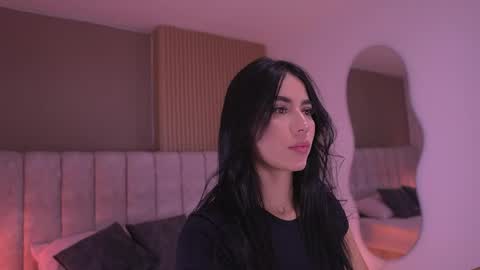 samantha online show from April 1, 2026, 7:11 pm