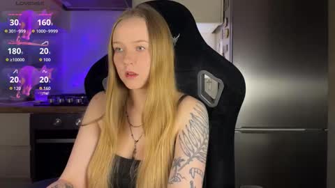 Snapshot of ssshadowheartbb chatting on September 22, 2025, 10:12 pm meow meow my fansly online show from September 22, 2025, 10:12 pm