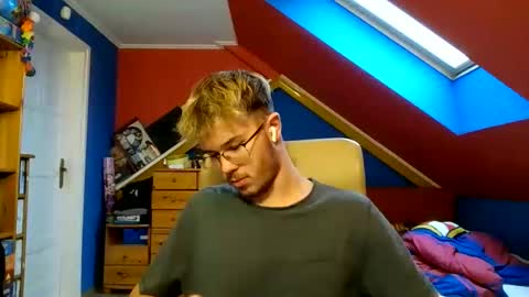 st1eve online show from December 14, 2025, 1:05 pm