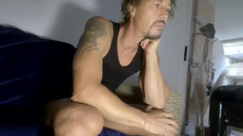 St Amor online show from October 13, 2025, 1:00 pm