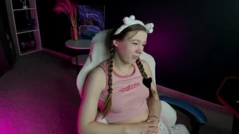 Stormy online show from July 9, 2026, 2:59 am