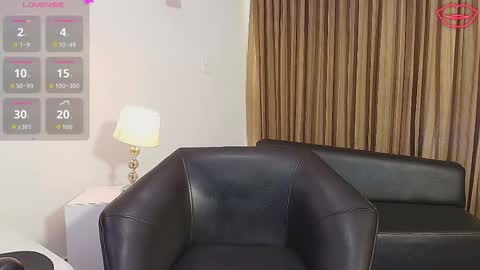   online show from November 14, 2025, 2:49 pm