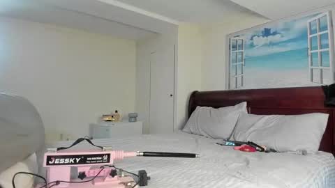 Snapshot of staciwilde chatting on September 18, 2025, 5:04 pm staciwilde online show from September 18, 2025, 5:04 pm