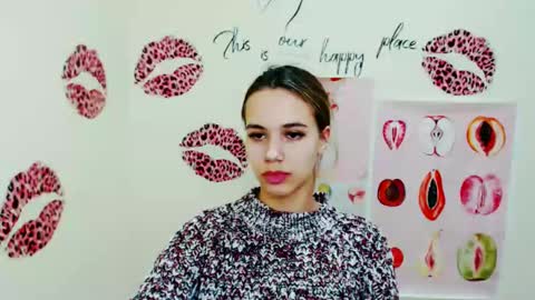 Snapshot of stacy_gr chatting on December 9, 2024, 10:54 am Stacy online show from December 9, 2024, 10:54 am