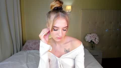 Stacy Mon Tue Wed Thu Fri Sun GMT GMT 3 1000am - 0400pm  online show from February 22, 2025, 11:24 am