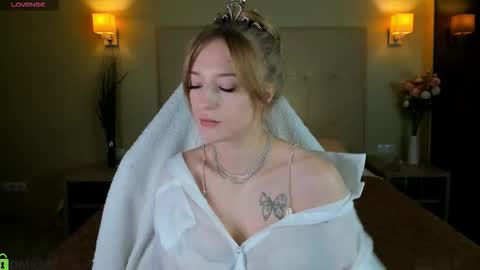 Stacy Mon Tue Wed Thu Fri Sun GMT GMT 3 1000am - 0400pm  online show from February 20, 2026, 9:21 am