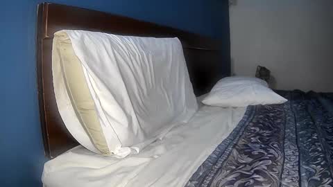 Stacy online show from October 31, 2025, 3:29 am