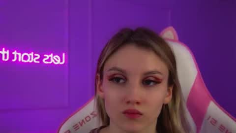 StacyEvances online show from March 1, 2026, 6:32 pm