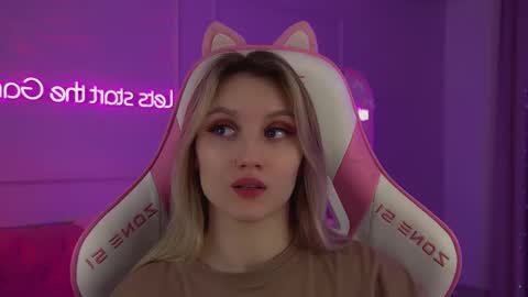 StacyEvances online show from March 2, 2026, 5:08 am