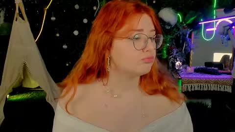 Snapshot of stacyjensen chatting on February 20, 2026, 9:43 am Stasey online show from February 20, 2026, 9:43 am