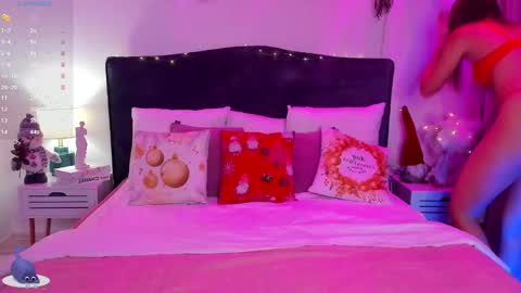 Snapshot of stacyjey chatting on December 23, 2024, 6:11 am Stacy online show from December 23, 2024, 6:11 am