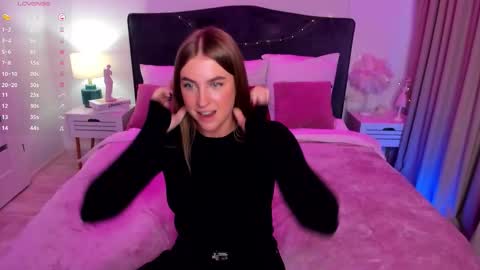 Snapshot of stacyjey chatting on October 26, 2025, 1:17 pm Stacy online show from October 26, 2025, 1:17 pm