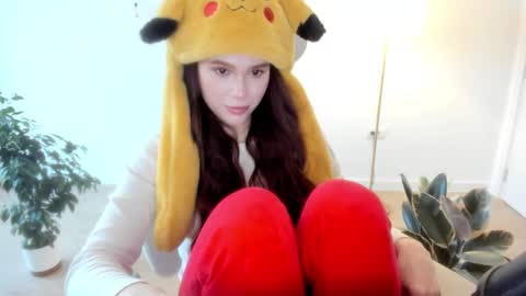 Snapshot of stacyluxxe chatting on November 26, 2025, 1:45 pm Stacy online show from November 26, 2025, 1:45 pm