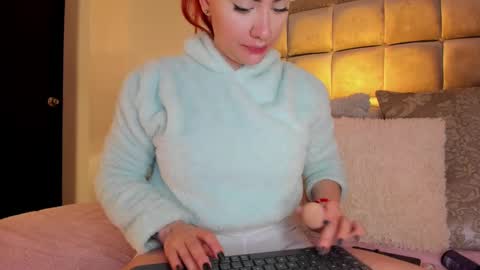 Snapshot of stacyrigel chatting on February 13, 2025, 4:22 am Stacy Rigel online show from February 13, 2025, 4:22 am