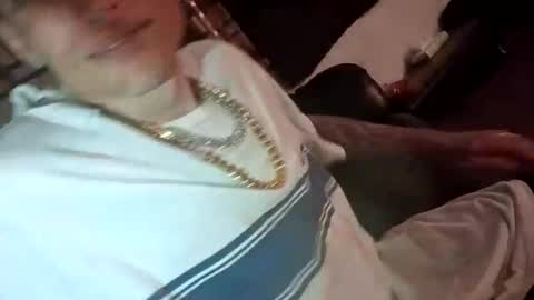 Straightupdownbad online show from April 2, 2026, 6:22 am