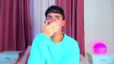 Ethan online show from January 11, 2026, 12:43 pm