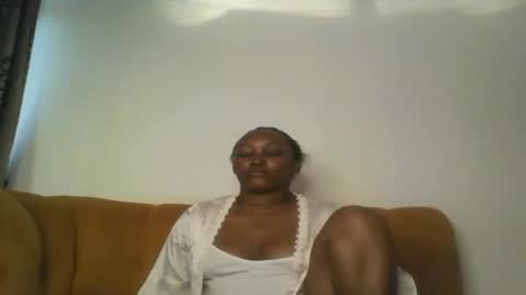 Snapshot of stargirl880271 chatting on September 25, 2025, 3:32 am isha online show from September 25, 2025, 3:32 am