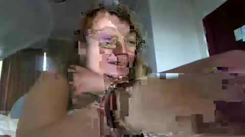 Snapshot of starlagurl chatting on March 11, 2025, 5:27 am starlagurl online show from March 11, 2025, 5:27 am