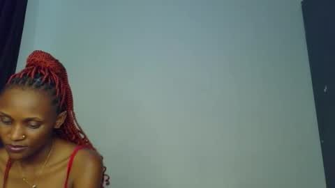 starlight_c online show from November 28, 2025, 9:56 am