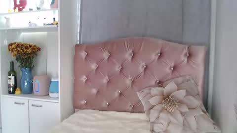 Celeste online show from November 27, 2025, 12:18 pm