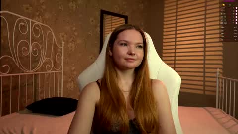 Snapshot of stayin_alive_ chatting on November 25, 2025, 3:50 am Angela - our tg channel online show from November 25, 2025, 3:50 am