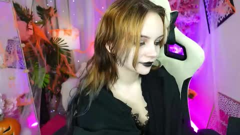 MONICA online show from October 30, 2025, 1:45 pm