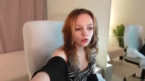 MONICA online show from November 25, 2025, 12:49 pm