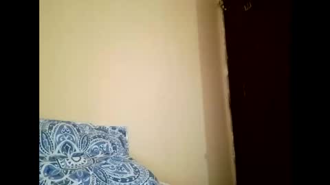 stayreal5555 online show from April 25, 2026, 8:17 pm