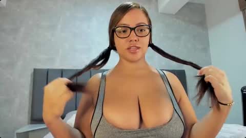 Melany online show from August 1, 2026, 2:44 am