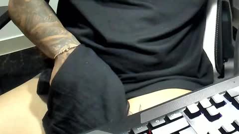 Snapshot of stebankechimba chatting on November 15, 2025, 2:42 am Stebankechimba online show from November 15, 2025, 2:42 am