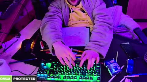 stechistech online show from December 3, 2024, 6:37 am