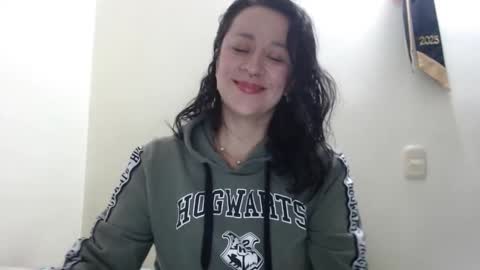 Snapshot of steel_girl chatting on October 31, 2025, 1:39 am Luna Fox online show from October 31, 2025, 1:39 am