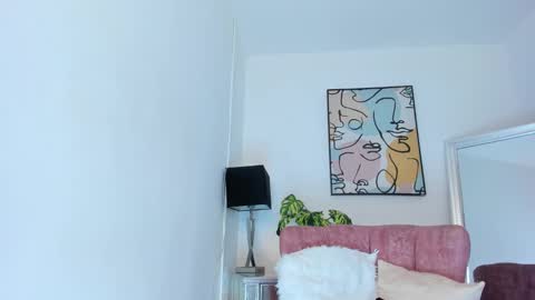 Stefa  online show from October 9, 2025, 8:40 pm