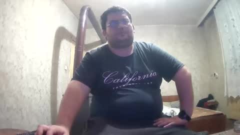 Snapshot of stefan90pt chatting on November 4, 2025, 7:13 pm Stefan online show from November 4, 2025, 7:13 pm