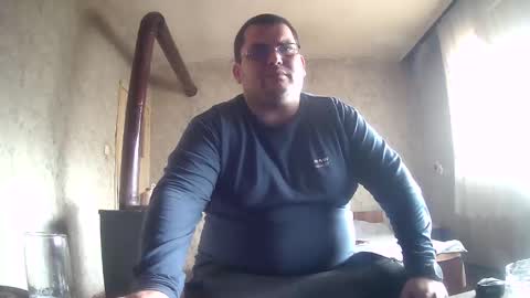 Snapshot of stefan90pt chatting on November 10, 2025, 12:04 pm Stefan online show from November 10, 2025, 12:04 pm