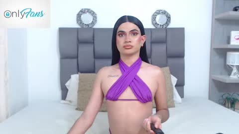 Snapshot of stefaniflores chatting on January 22, 2025, 9:21 pm stefaniflores online show from January 22, 2025, 9:21 pm