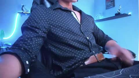 Stefann Salvatore online show from April 21, 2026, 1:42 am