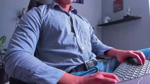 Snapshot of stefann_salvatore chatting on April 23, 2026, 10:01 pm Stefann Salvatore online show from April 23, 2026, 10:01 pm