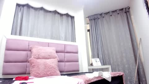 Snapshot of stefany_adams_ chatting on November 4, 2025, 8:19 pm Stefany online show from November 4, 2025, 8:19 pm